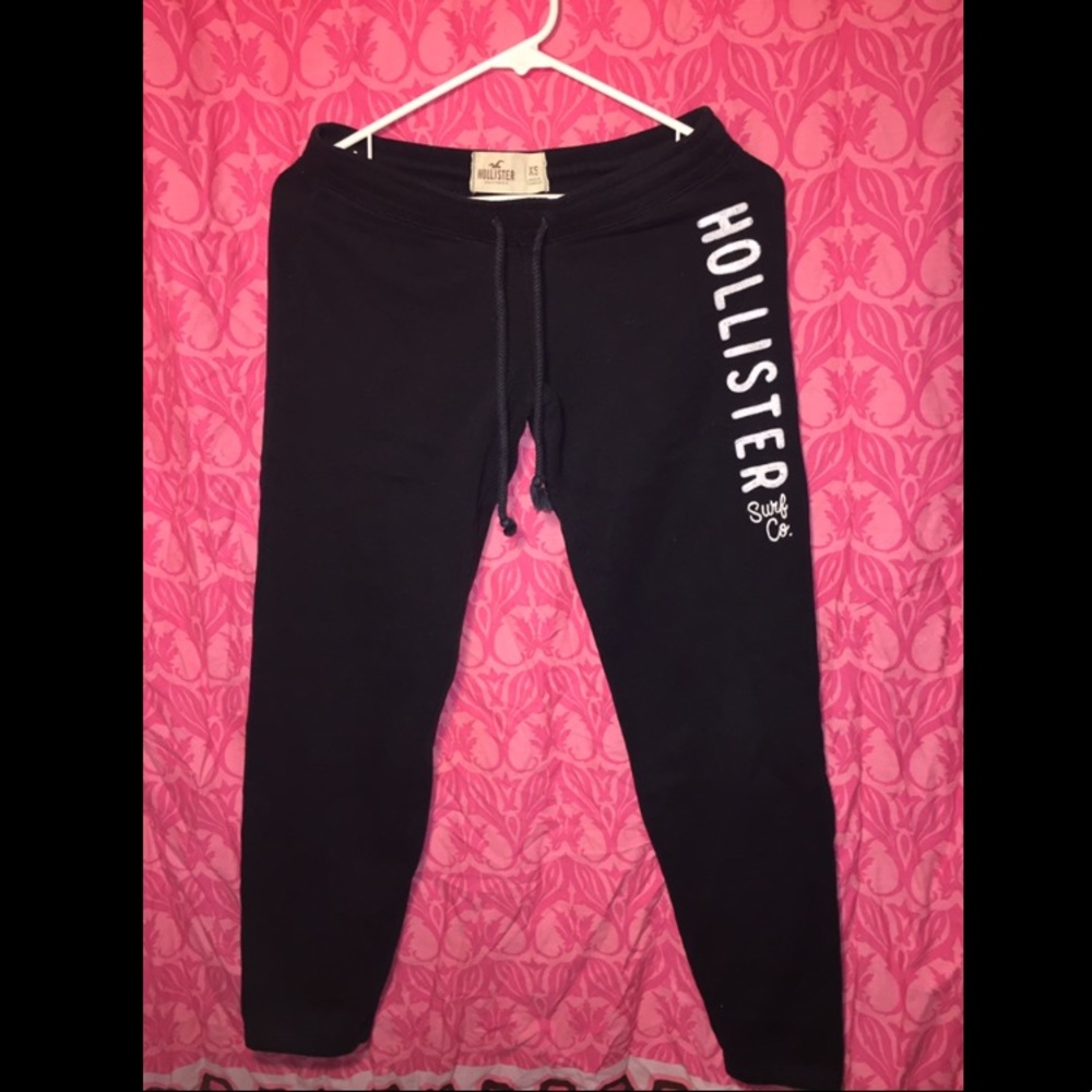 black hollister sweatpants🖤